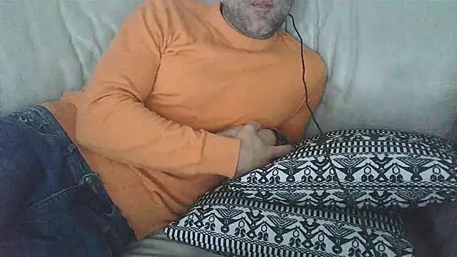 Evasionee online show from November 11, 2025, 8:14 pm