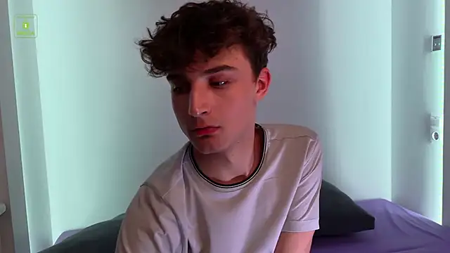 Snapshot of Richard_steele_hot chatting on June 3, 2026, 3:17 pm Richard steele hot online show from June 3, 2026, 3:17 pm