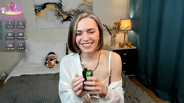 AliceRivass online show from October 27, 2025, 1:34 pm