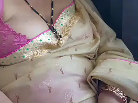 Snapshot of TABOOBREAKERS chatting on February 15, 2026, 8:02 am TABOOBREAKERS online show from February 15, 2026, 8:02 am