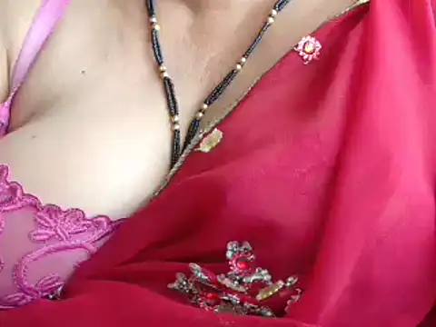 Snapshot of TABOOBREAKERS chatting on February 4, 2026, 3:23 am TABOOBREAKERS online show from February 4, 2026, 3:23 am