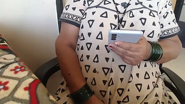 Snapshot of TABOOBREAKERS chatting on March 5, 2025, 12:22 pm TABOOBREAKERS online show from March 5, 2025, 12:22 pm