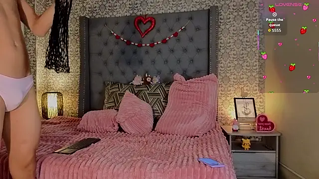 Snapshot of Indi_rave chatting on February 14, 2026, 1:33 pm Indi rave online show from February 14, 2026, 1:33 pm