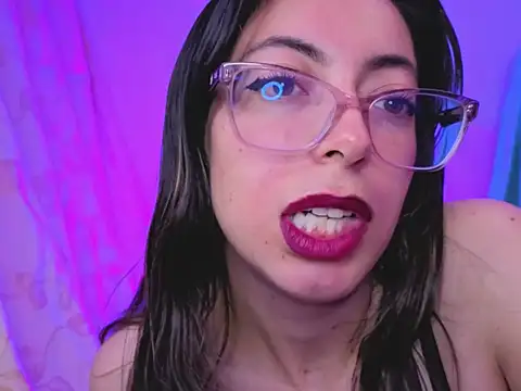 Snapshot of zylla_storn chatting on February 3, 2026, 8:19 am zylla storn online show from February 3, 2026, 8:19 am