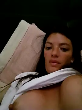 Snapshot of Paulita2027 chatting on November 26, 2025, 8:36 am Paulita2027 online show from November 26, 2025, 8:36 am