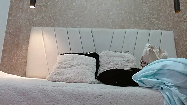 AliceSmity  online show from March 7, 2026, 11:59 am