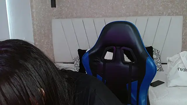 AliceSmity  online show from March 26, 2026, 2:04 pm