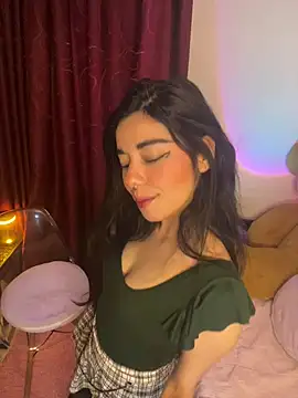 wetbyAlice online show from April 1, 2026, 10:50 pm