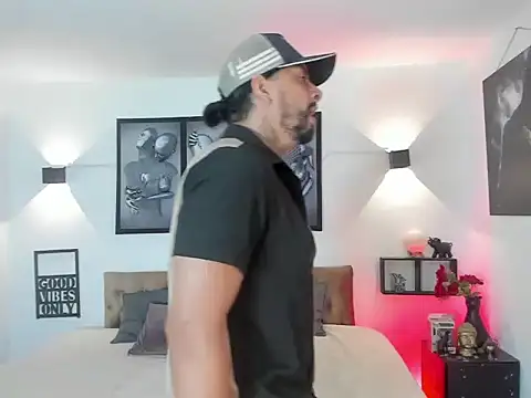 christopher palmerjs online show from January 13, 2026, 8:46 pm