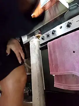 Snapshot of LAPOTRA_04 chatting on February 3, 2026, 4:23 pm LAPOTRA 04 online show from February 3, 2026, 4:23 pm