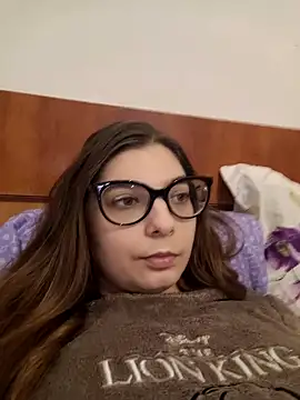 sweetbabygirlforyou online show from December 2, 2025, 9:11 am