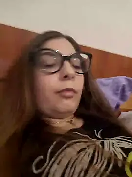 sweetbabygirlforyou online show from November 25, 2025, 9:53 am