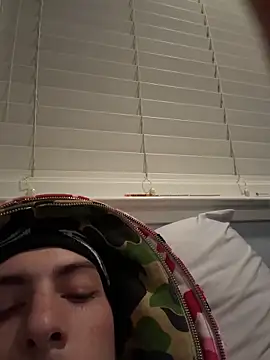 Snapshot of slimshadypt2 chatting on February 10, 2026, 10:36 am slimshadypt2 online show from February 10, 2026, 10:36 am