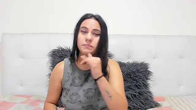 Snapshot of MissyJolie_ chatting on October 25, 2025, 9:26 pm MissyJolie  online show from October 25, 2025, 9:26 pm