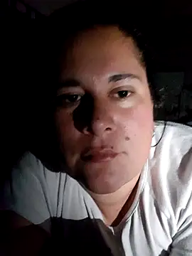 Clara Arg online show from November 16, 2025, 4:39 am