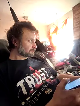 Snapshot of Fuckboyguyman chatting on May 5, 2026, 1:19 am Fuckboyguyman online show from May 5, 2026, 1:19 am