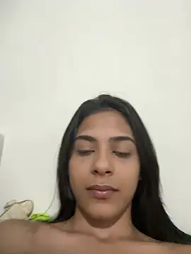 barbiie1818 online show from July 17, 2026, 5:15 am