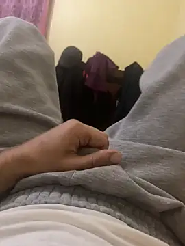 Unique-Man online show from March 2, 2026, 11:44 pm