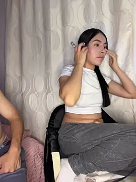 BIJOU SECRET online show from April 15, 2026, 4:07 am