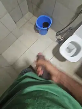 16Hose online show from February 16, 2026, 9:45 pm