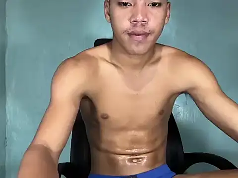 slimraz02 online show from July 10, 2026, 3:39 am