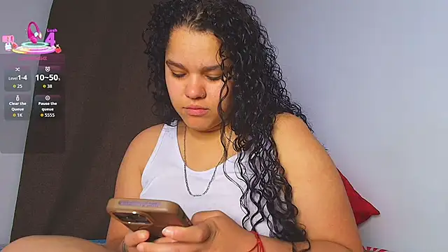 Snapshot of Kesha_rosse_ chatting on June 21, 2026, 6:52 am Kesha rosse online show from June 21, 2026, 6:52 am