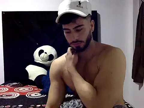 Snapshot of Niko_Steel chatting on October 27, 2025, 1:28 am Niko Steel online show from October 27, 2025, 1:28 am