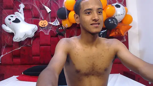 Tommy 22CM online show from October 29, 2025, 11:53 am