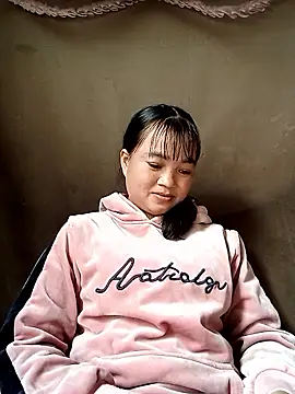 Snapshot of Noelle-e chatting on January 16, 2026, 5:55 am Noelle-e online show from January 16, 2026, 5:55 am