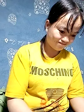 Snapshot of Noelle-e chatting on February 12, 2026, 11:32 am Noelle-e online show from February 12, 2026, 11:32 am