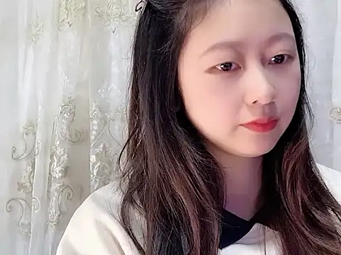 nuannuan35593 online show from November 5, 2025, 11:24 am