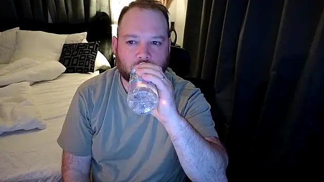 john clarisa online show from October 31, 2025, 8:00 am