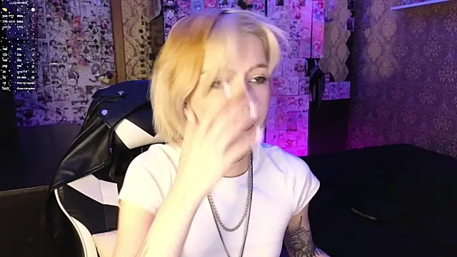 Snapshot of MissMorganMoon chatting on February 13, 2026, 11:05 pm MissMorganMoon online show from February 13, 2026, 11:05 pm