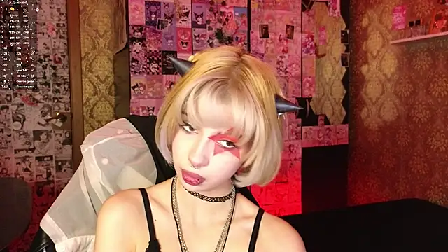 Snapshot of MissMorganMoon chatting on February 2, 2026, 11:04 pm MissMorganMoon online show from February 2, 2026, 11:04 pm