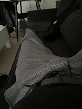 Snapshot of hasanka62 chatting on February 14, 2026, 12:38 pm hasanka62 online show from February 14, 2026, 12:38 pm