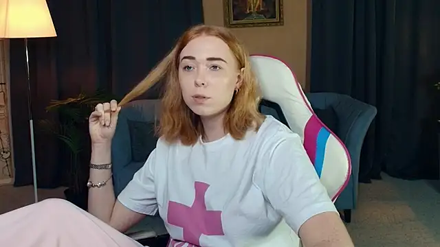 AddieOsler online show from November 29, 2025, 7:47 pm