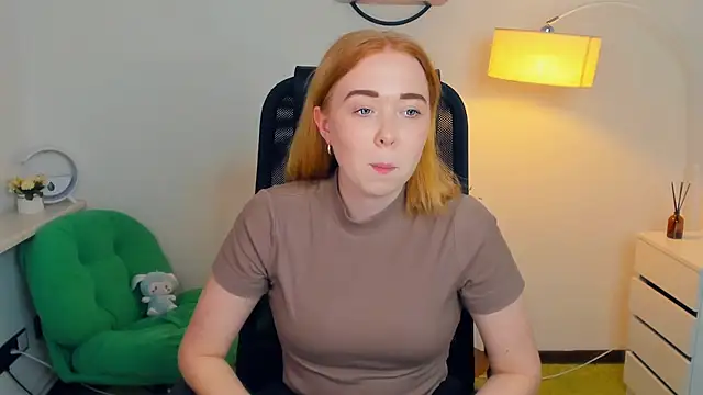 AddieOsler online show from November 12, 2025, 8:45 pm