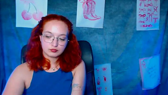Snapshot of MissAriaa chatting on July 7, 2026, 12:42 pm MissAriaa online show from July 7, 2026, 12:42 pm