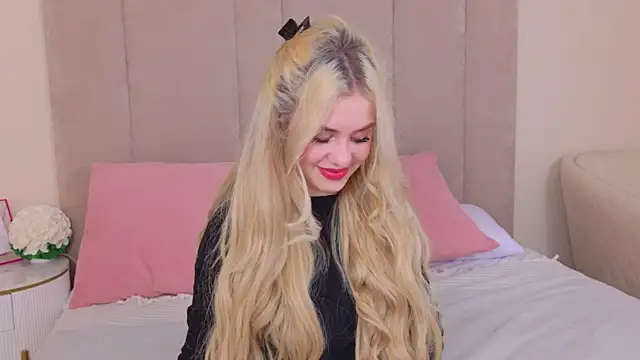 Rose Masson online show from March 22, 2026, 5:53 am