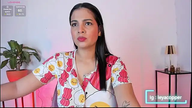 Leyacopper  online show from July 22, 2026, 11:18 pm