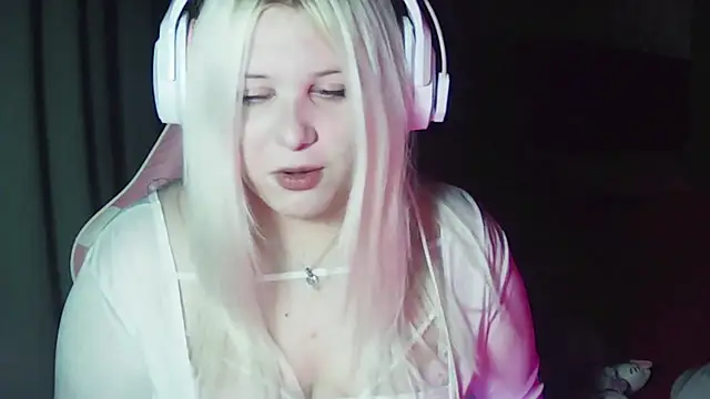 Snapshot of JessiAngels chatting on October 30, 2025, 7:11 pm JessiAngels online show from October 30, 2025, 7:11 pm