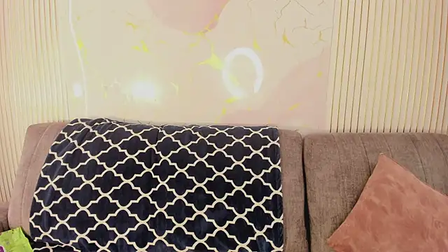 NhoanBrunette online show from March 31, 2026, 2:08 pm