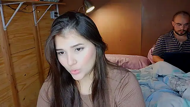 angietubebe online show from April 8, 2026, 1:40 am