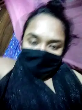 Hurnygril online show from October 29, 2025, 7:24 pm