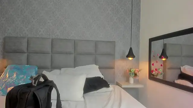 Snapshot of Luna_Bella3 chatting on February 28, 2026, 11:43 am Luna Bella3 online show from February 28, 2026, 11:43 am