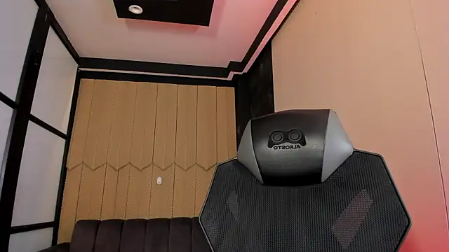 AmaraWolf online show from January 7, 2026, 10:15 pm