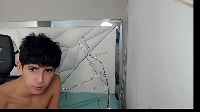 Cash G  online show from November 16, 2025, 8:24 pm