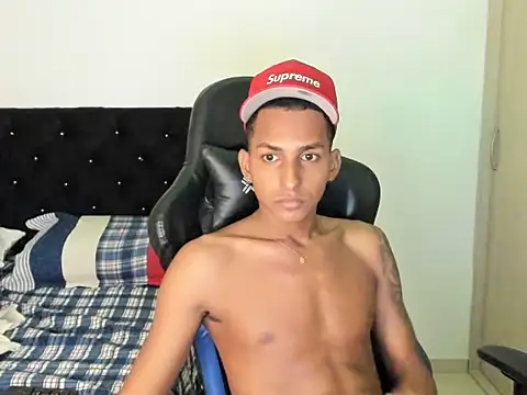 Andrea leo10 online show from January 8, 2026, 8:20 am