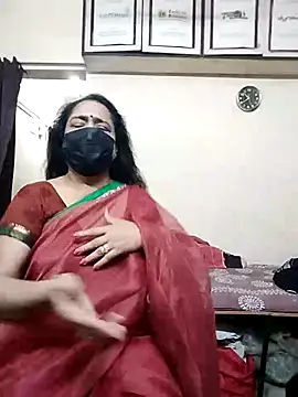 Miss Seeya25 online show from October 27, 2025, 5:03 pm