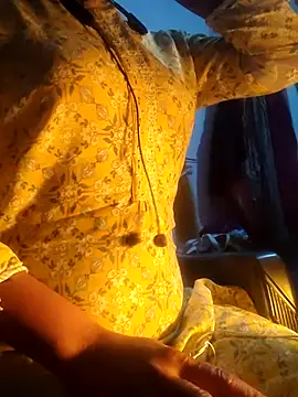 Snapshot of Hot-Rubyy chatting on February 14, 2026, 5:35 pm Hot-Rubyy online show from February 14, 2026, 5:35 pm